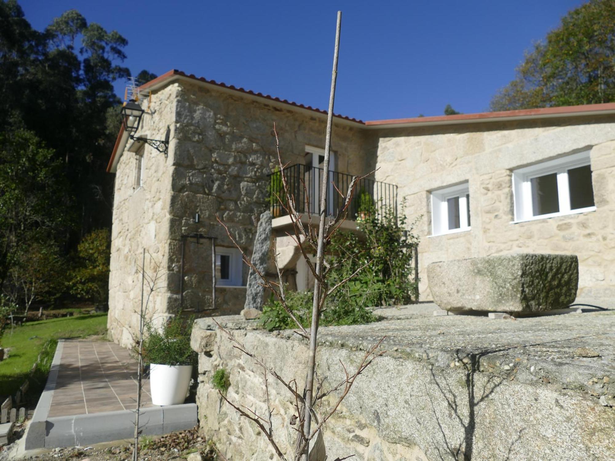 Casita A Estrenar En Finca Con Rio Proxima A Tui, Gondomar Y Portugal. 외부 사진