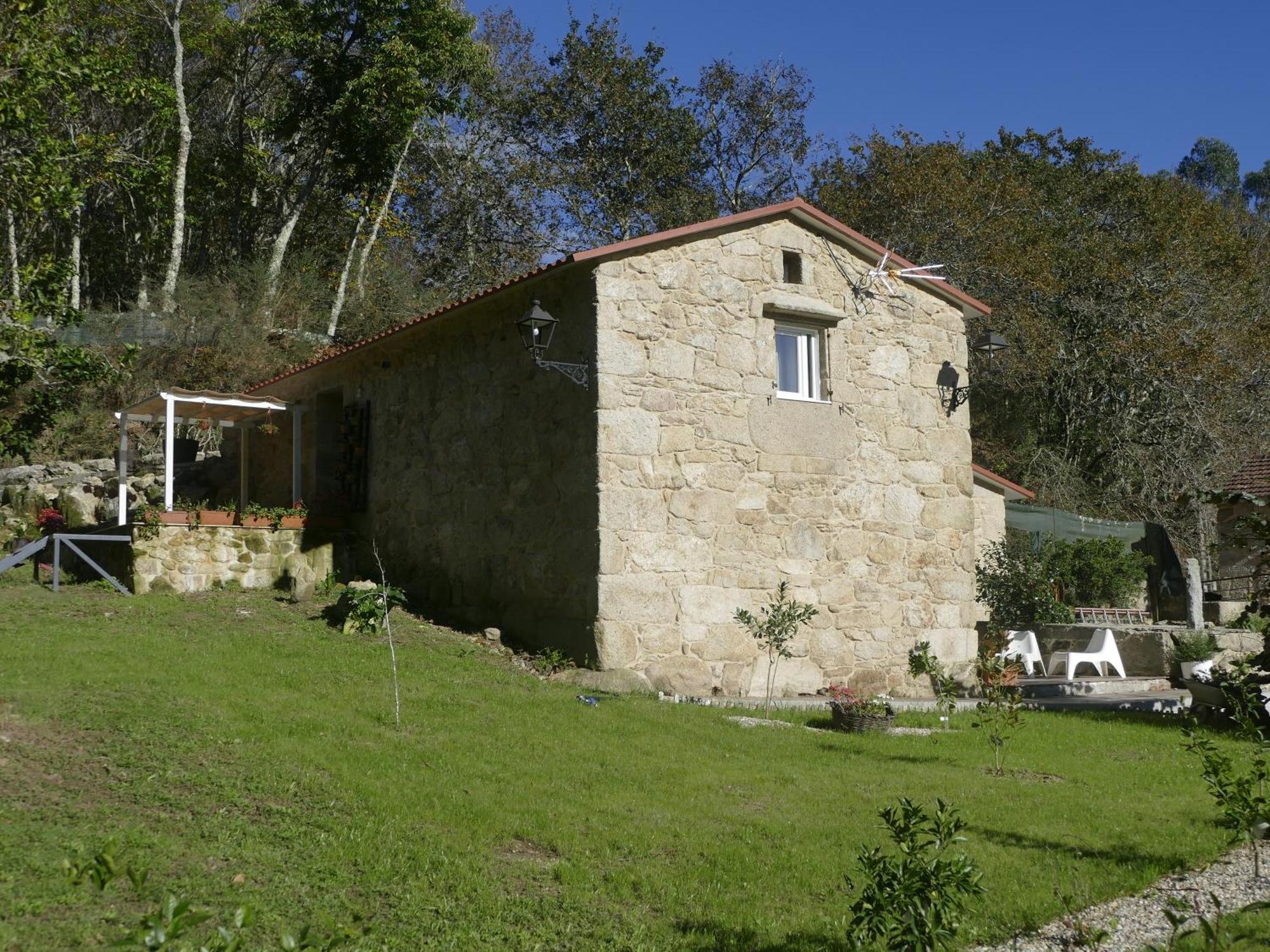 Casita A Estrenar En Finca Con Rio Proxima A Tui, Gondomar Y Portugal. 외부 사진